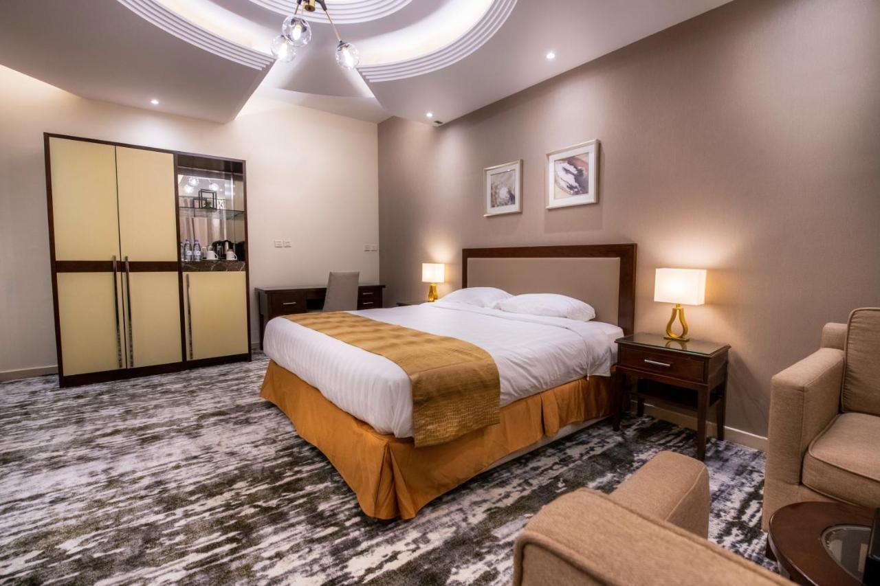 Golden Rose Hotel Jizan Luaran gambar