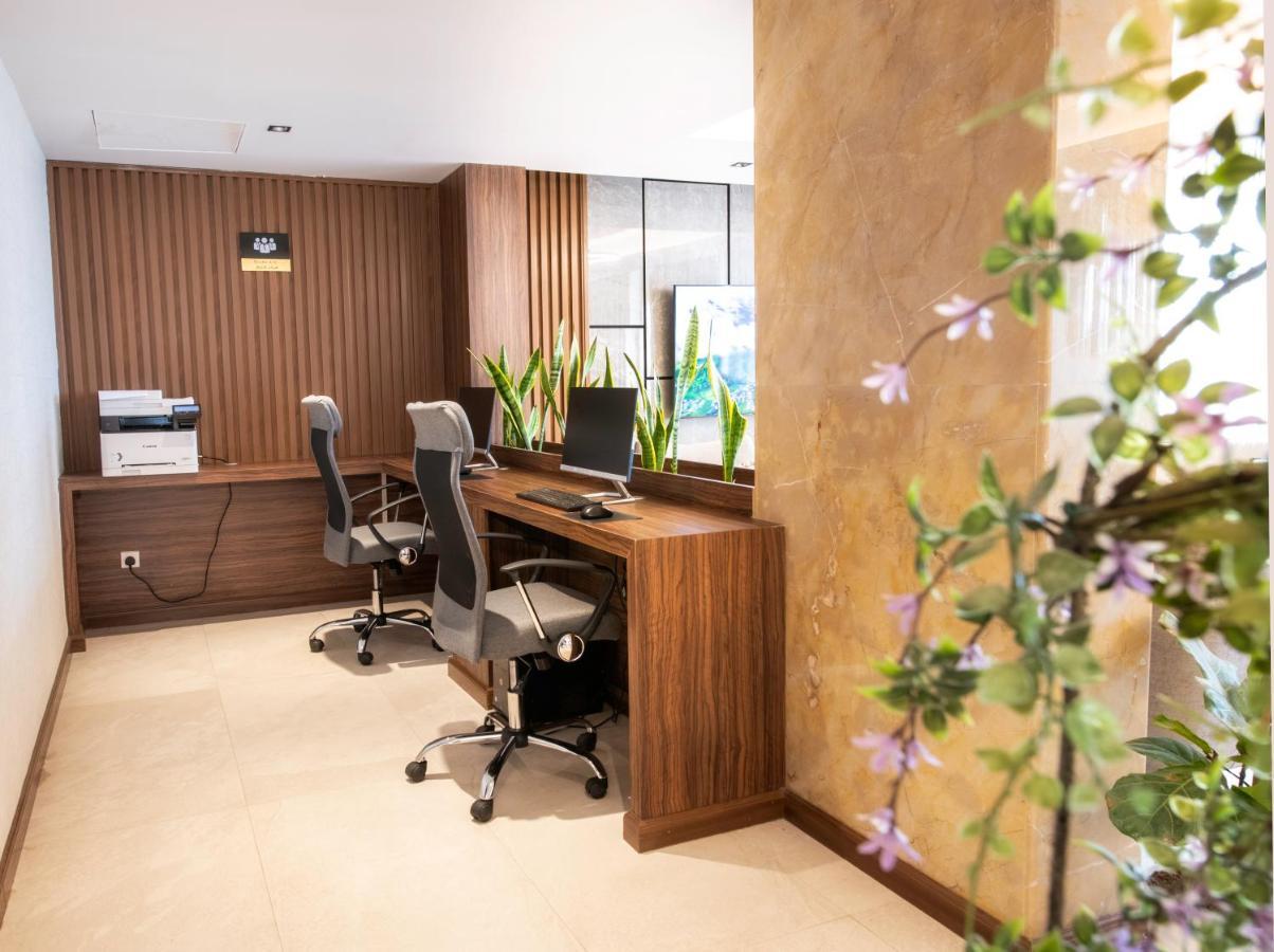 Golden Rose Hotel Jizan Luaran gambar
